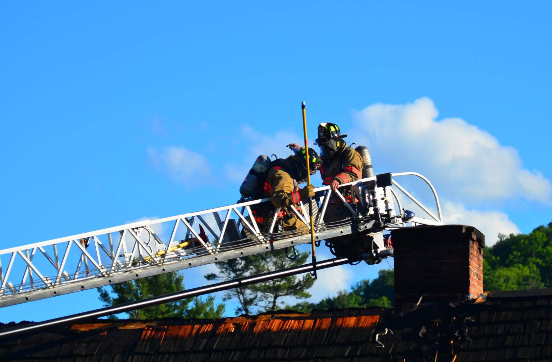 Fire Evacuates Schilling Beer Co.